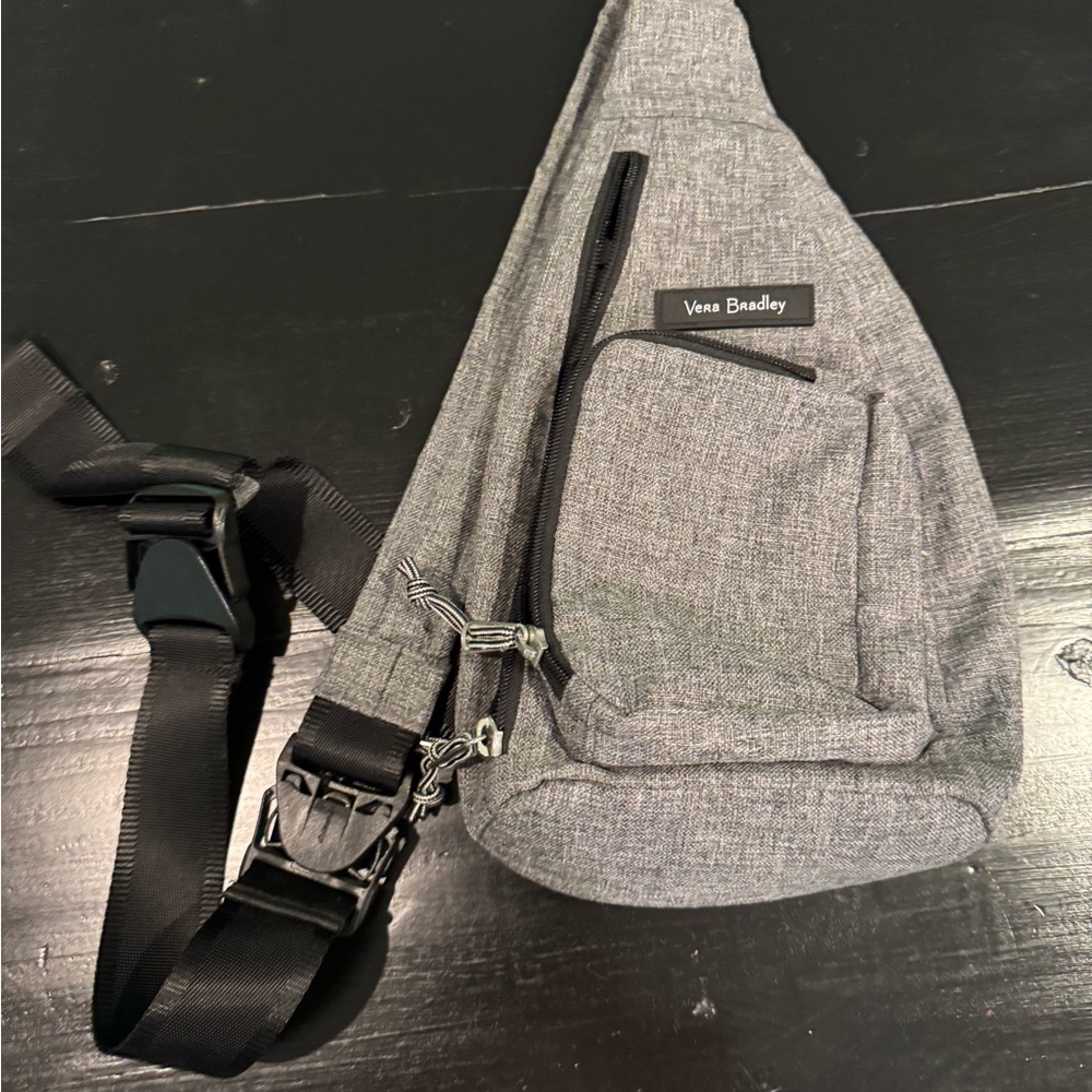 Vera Bradley sling bag